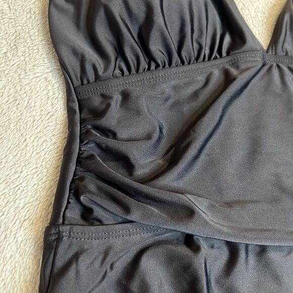 NWT Jones New York Black One Piece Swimsuit - Size Medium - Picture 5 of 14